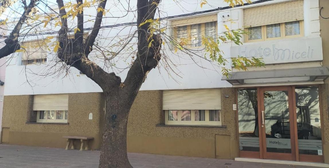 Hotel Miceli Bragado Exterior foto